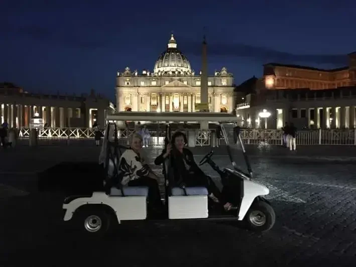 Discover Rome at Night: Exclusive PRIVATE Golf Cart Tour