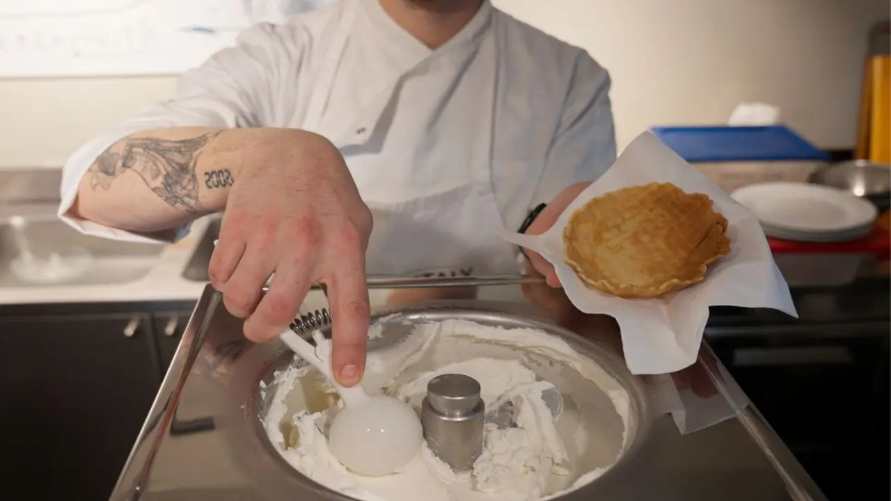 Pizza & Gelato Making in Rome