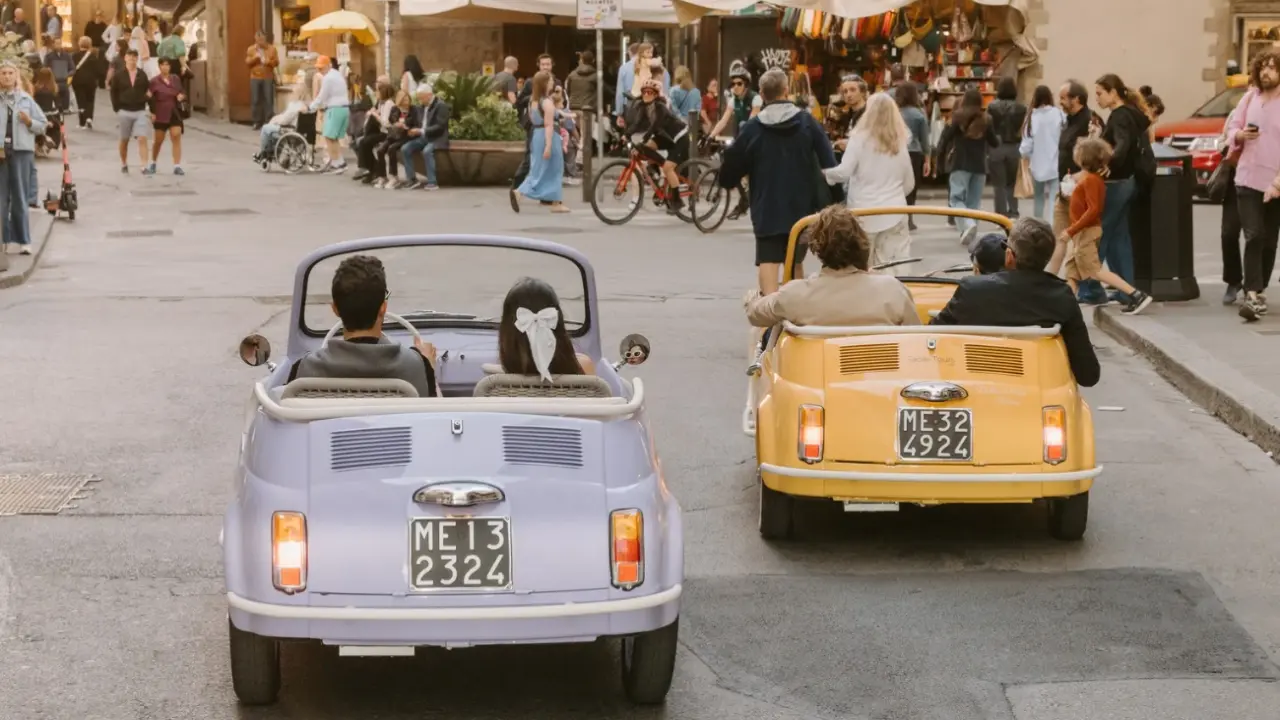 Florence Golden Hour Tour in a eFiat 500
